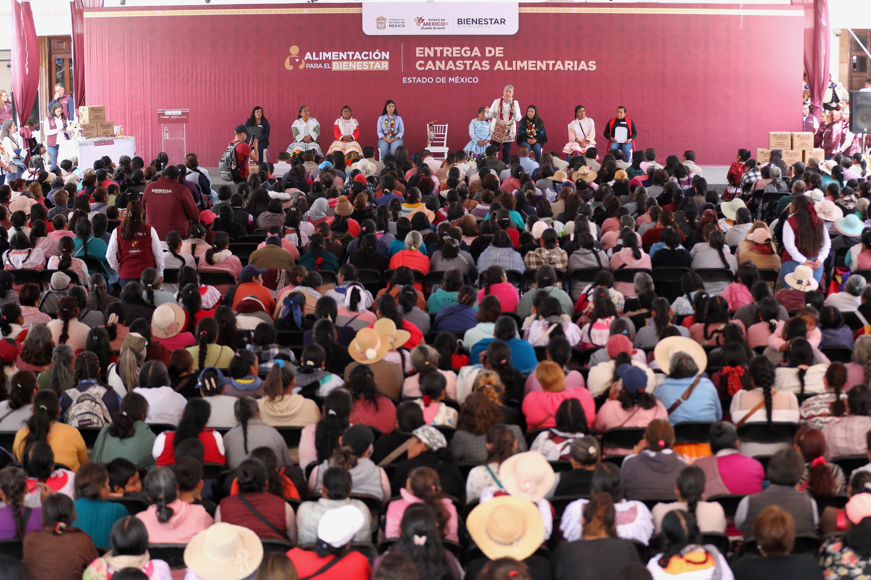 Secretaría de Bienestar transforma comunidades con alimentación y atención a mujeres en Donato Guerra