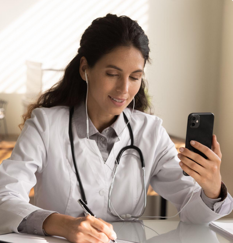 Asistencia médica telefónica y telemedicina