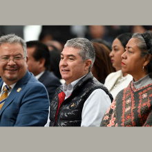 El secretario de Bienestar, Juan Carlos González Romero, y otros miembros del Gabinete, acompañaron a la Gobernadora Delfina Gómez Álvarez al Informe Regional en Ecatepec con motivo de su primer año de actividades.