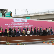 Juan Carlos González Romero, secretario de Bienestar, asistió, junto a otros miembros del Gabinete, a la Ceremonia Conmemorativa por el 177 Aniversario de la Gesta Heroica de los Niños Héroes de Chapultepec, que encabezó la Gobernadora Delfina Gómez Álvarez.