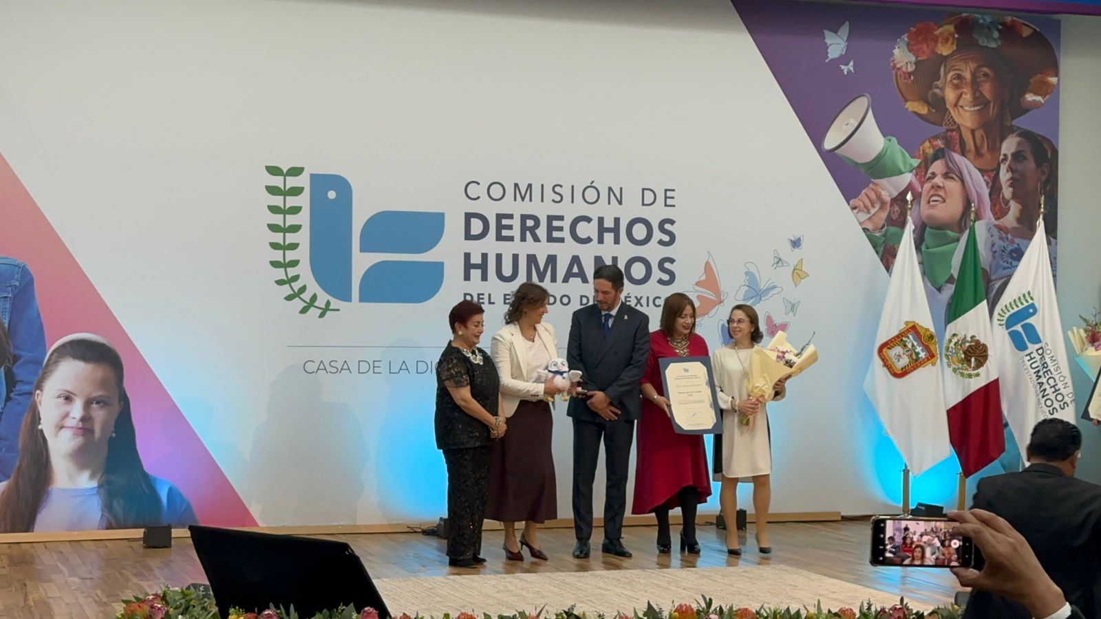Institución certificada por la Junta de Asistencia del EdoMéx es reconocida con el Premio Estatal contra la Discriminación 