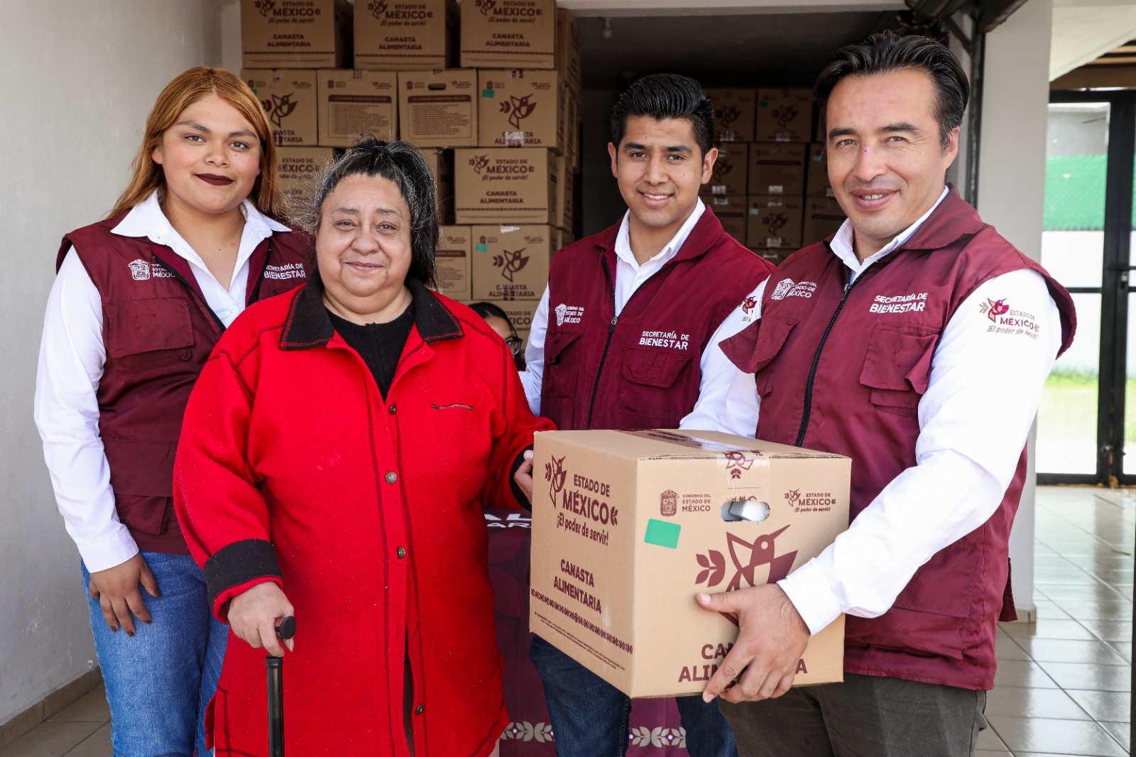Mujeres mexiquenses reciben apoyos bimestrales para una mejor alimentación