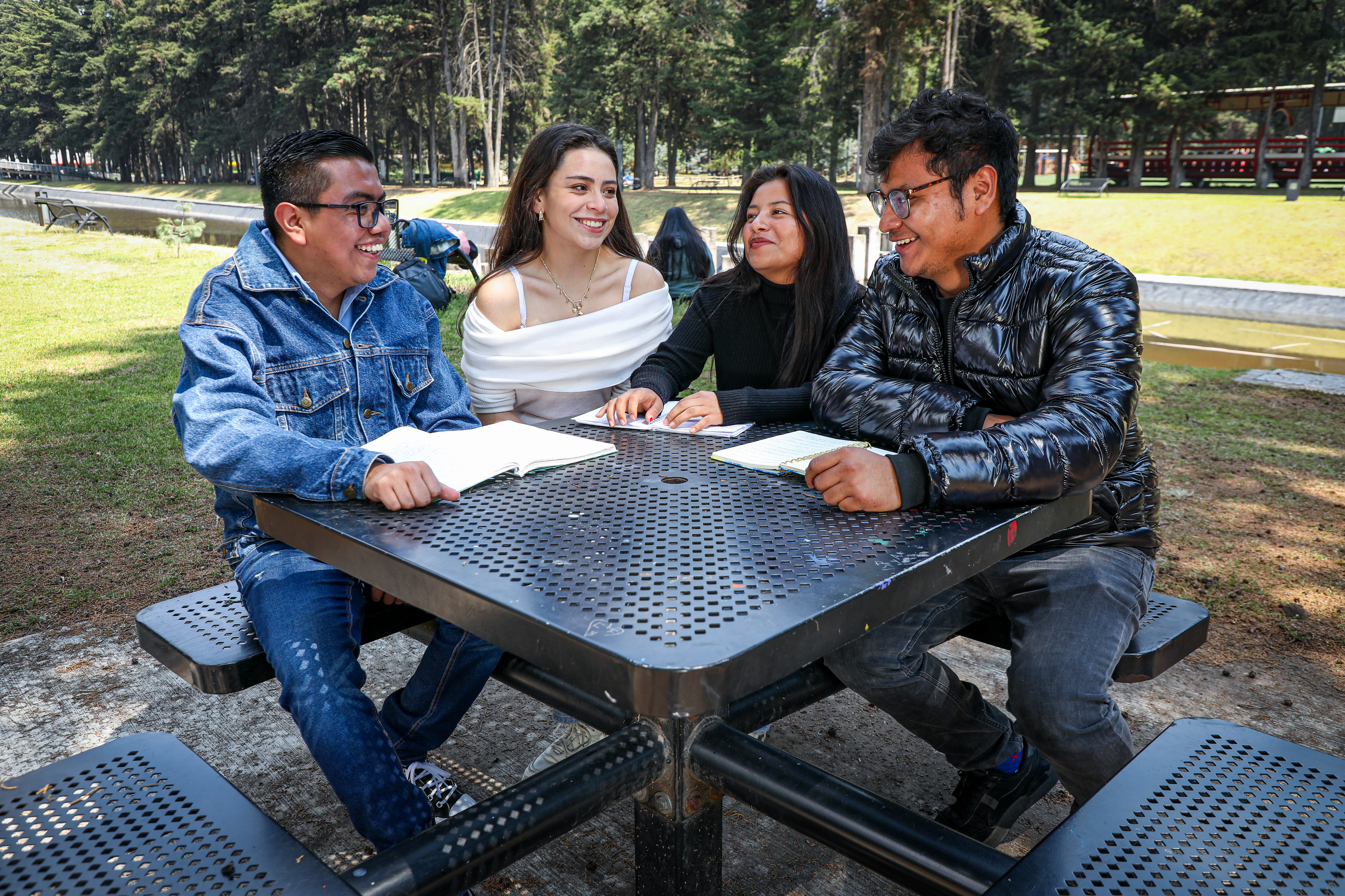 Fortalece GEM la salud emocional de estudiantes mexiquenses con espacios de aprendizaje
