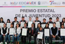 33 jóvenes mexiquenses fueron galardonados con el Premio Estatal de la Juventud 2023 por su trabajo, esfuerzo y dedicación para mejorar sus entornos.